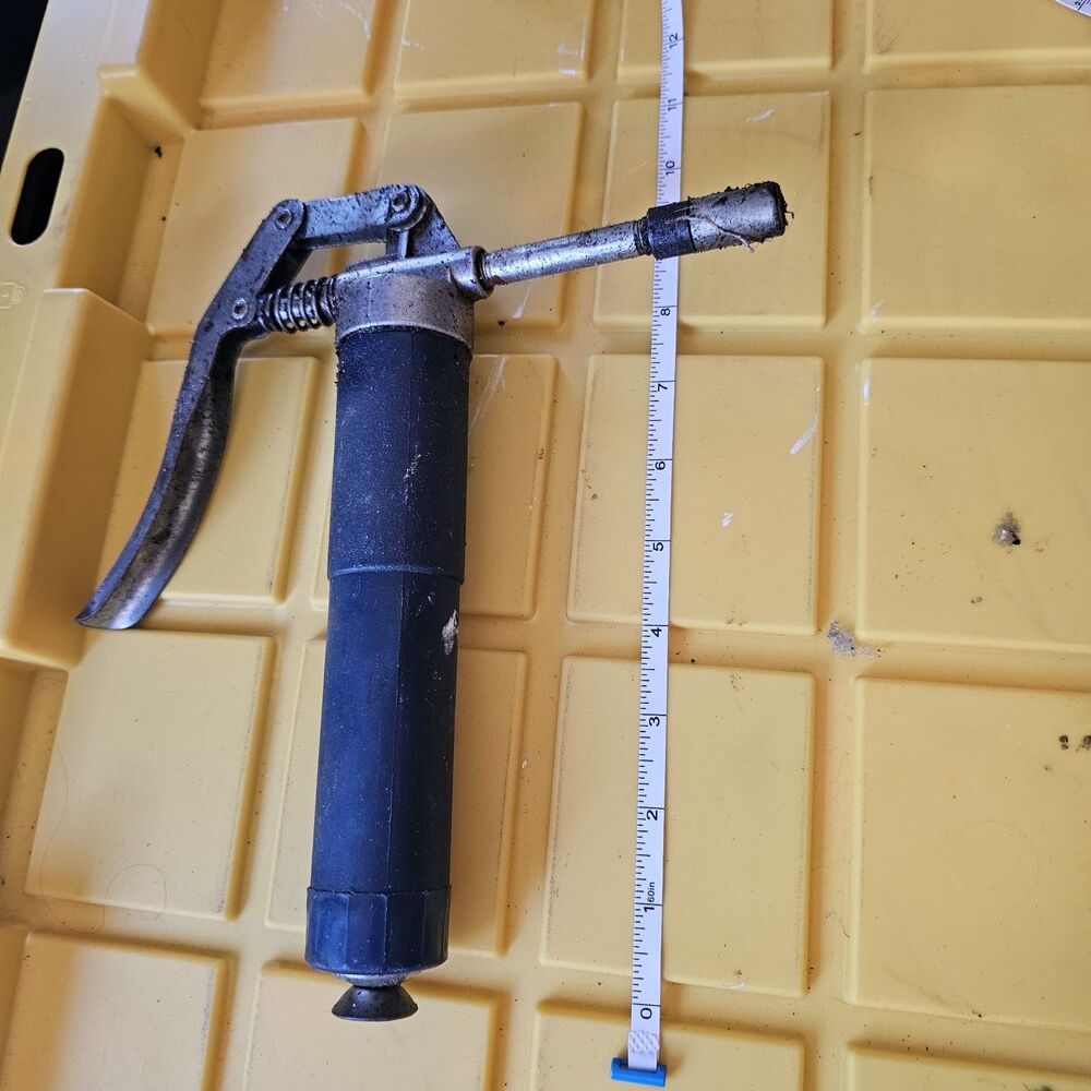 Vintage Pistol Grip Grease Gun 9” Unbranded See Pictures